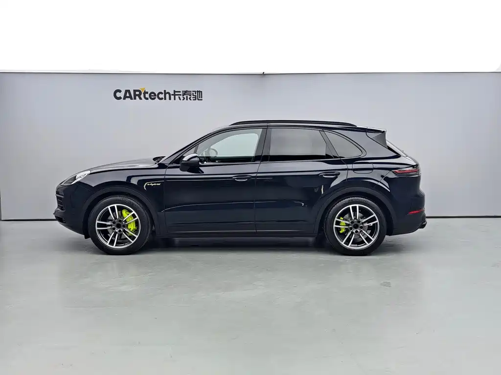 Porsche Cayenne Hybrid — фото 3