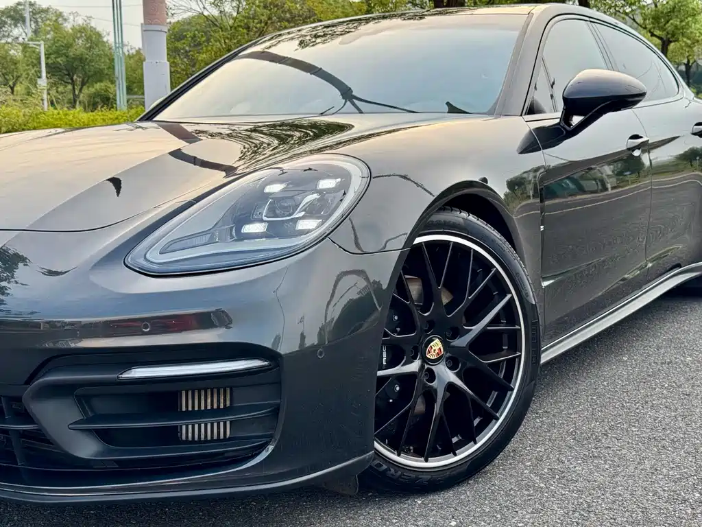 Porsche Panamera — фото 9