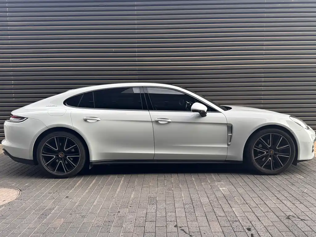 Porsche Panamera — фото 5