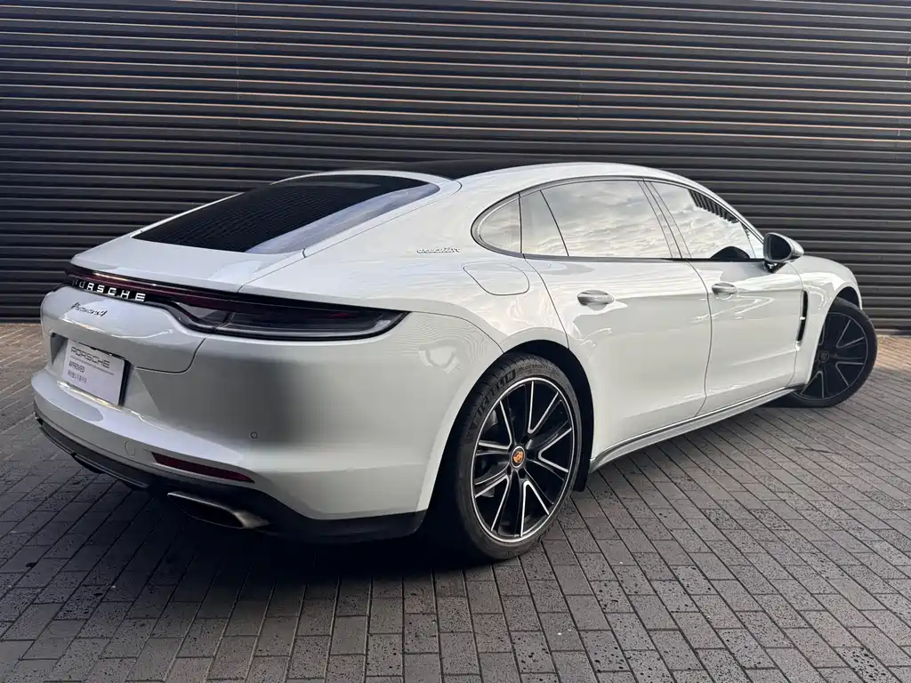 Porsche Panamera — фото 7