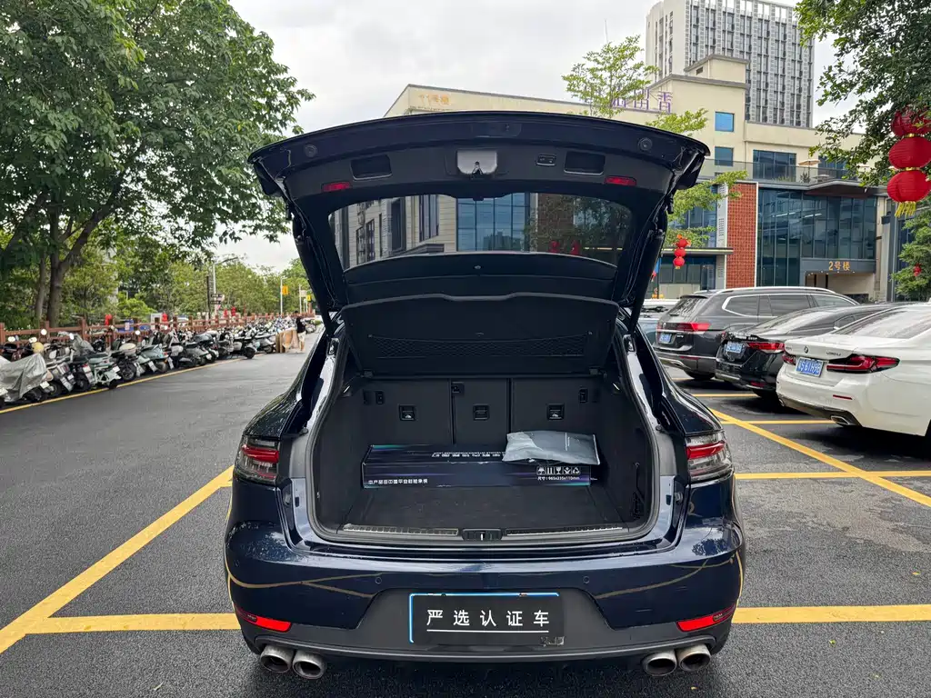 Porsche Macan — фото 23