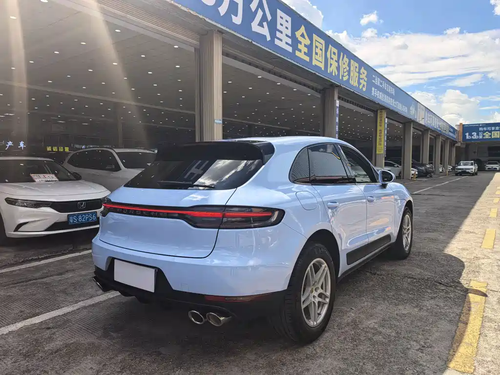 Porsche Macan — фото 13