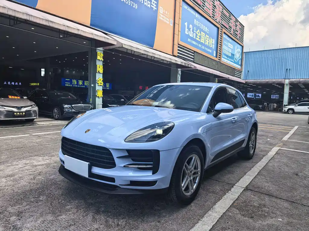Porsche Macan — фото 1