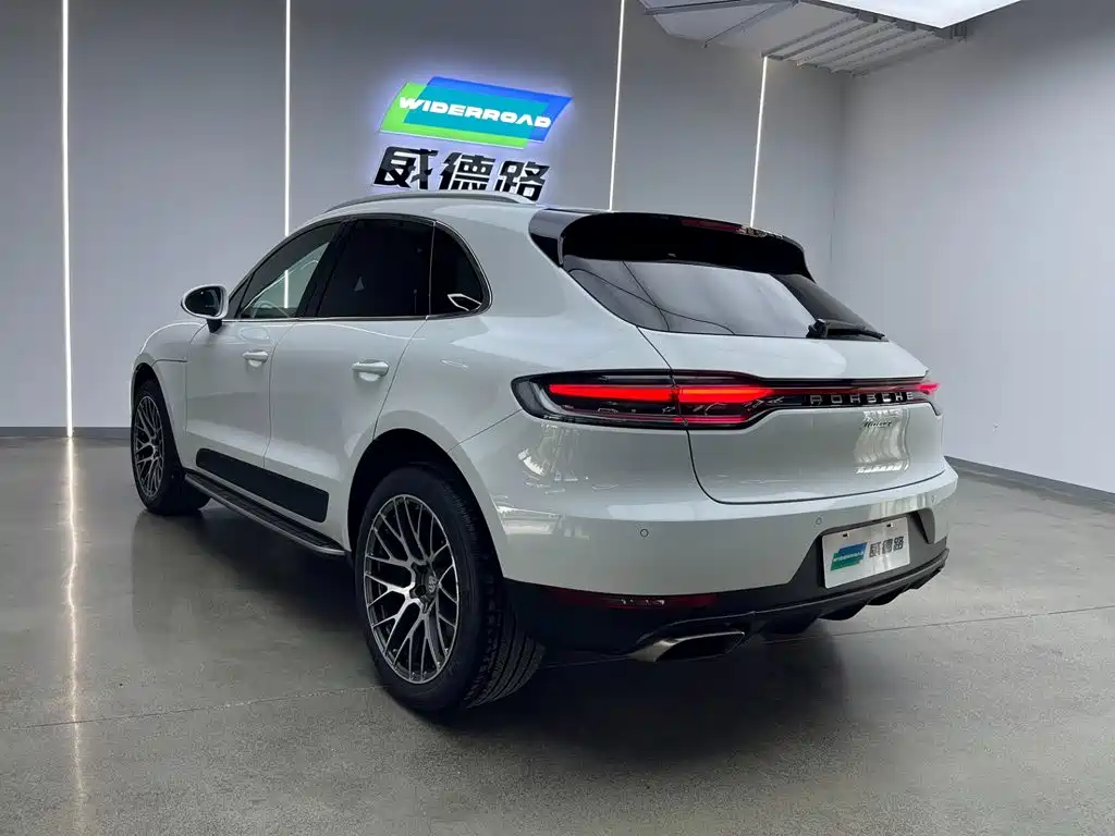 Porsche Macan — фото 3