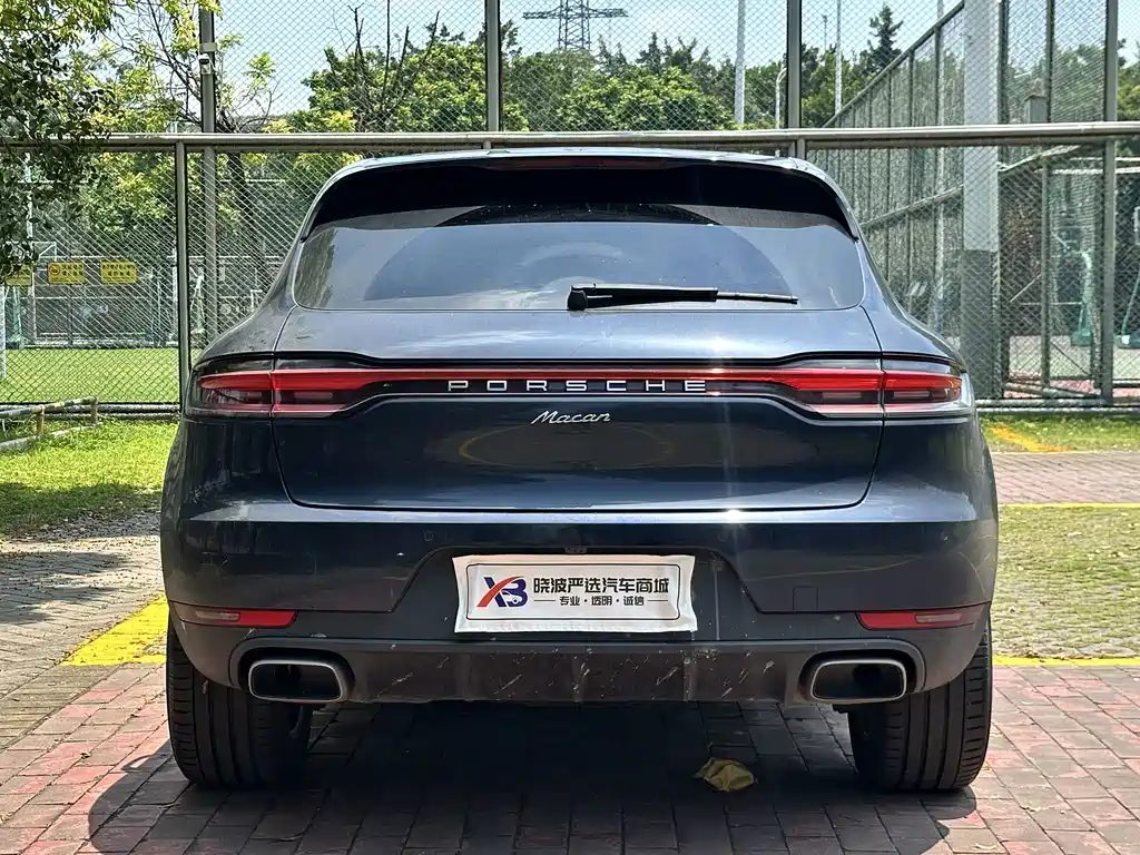 Porsche Macan — фото 17