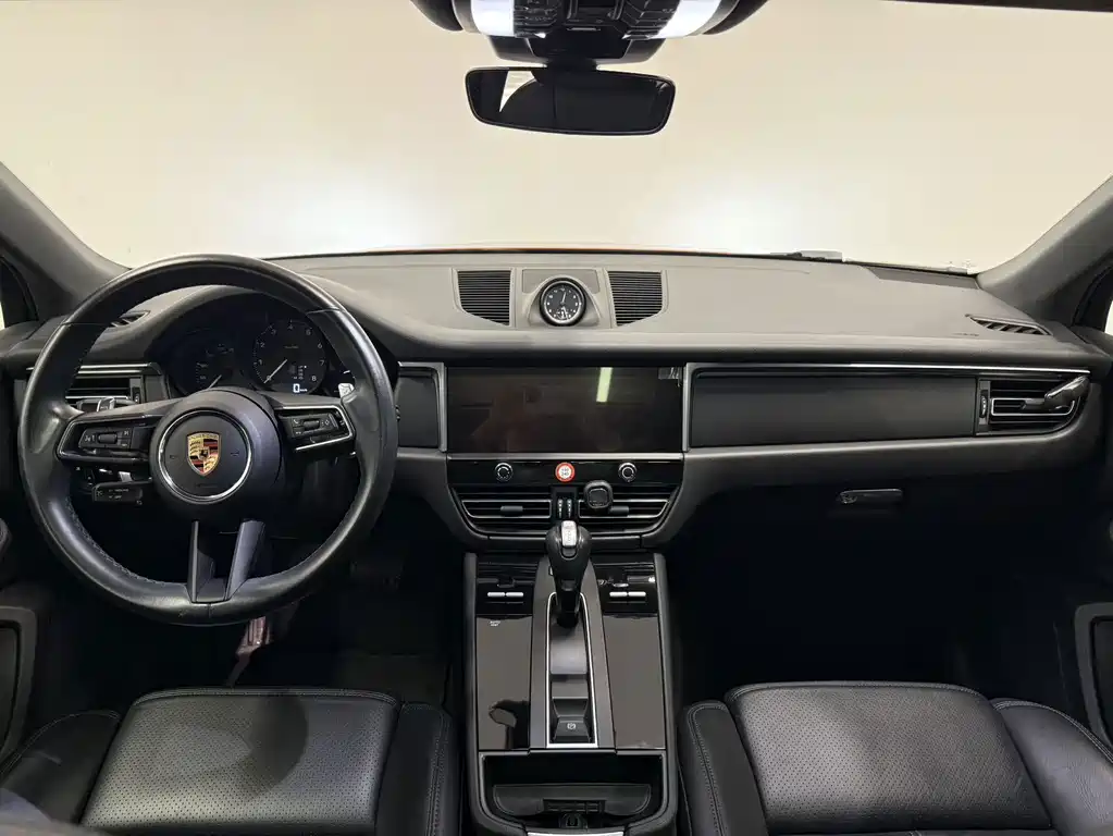 Porsche Macan — фото 8