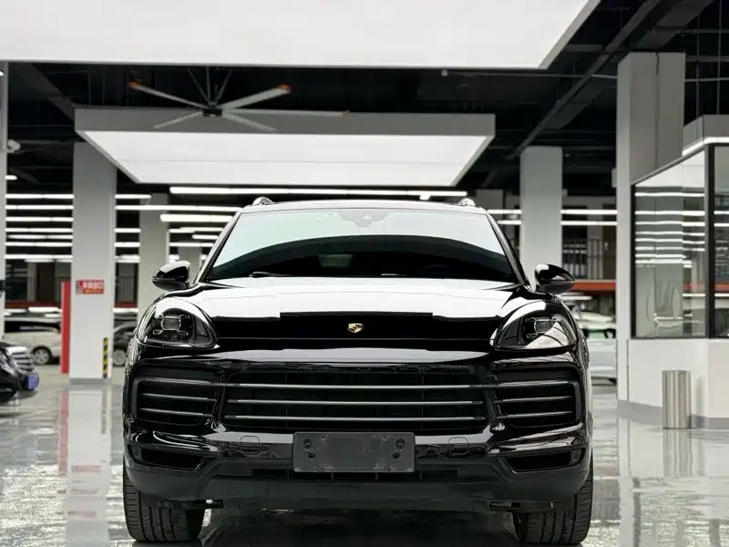 Porsche Cayenne — фото 2