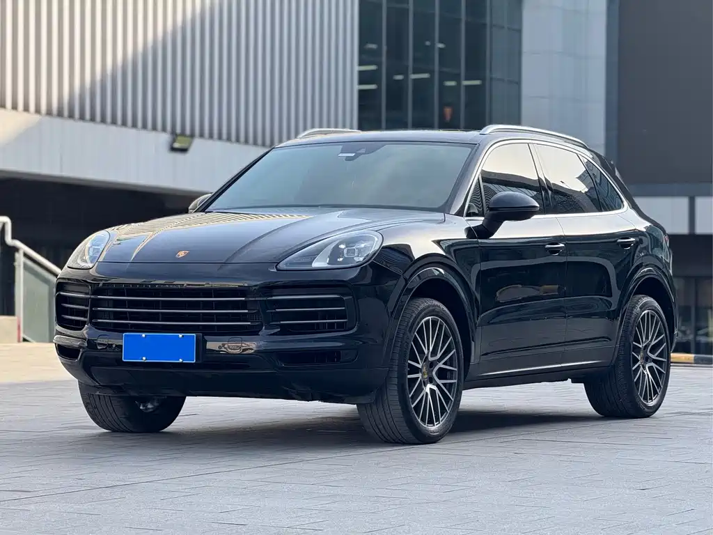 Porsche Cayenne — фото 2