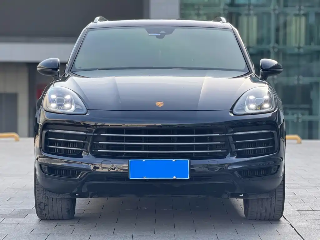 Porsche Cayenne — фото 15