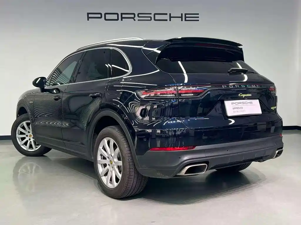 Porsche Cayenne Hybrid — фото 6