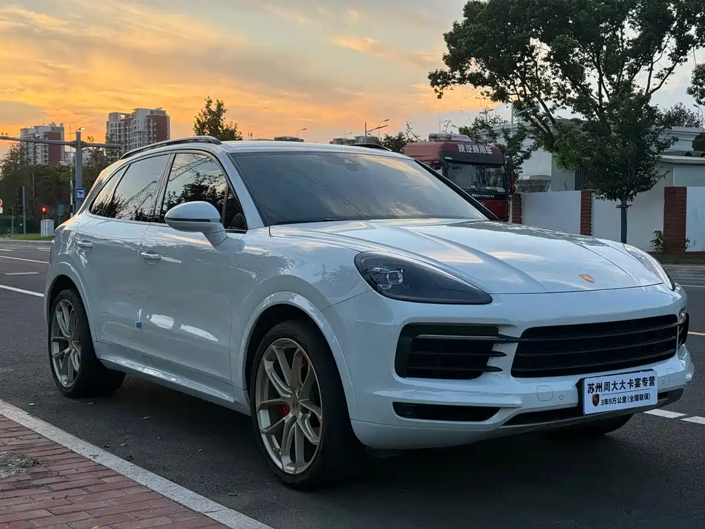 Porsche Cayenne — фото 3