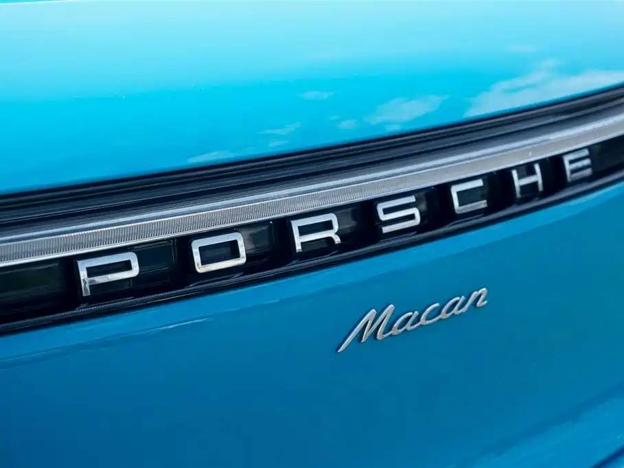 Porsche Macan — фото 20