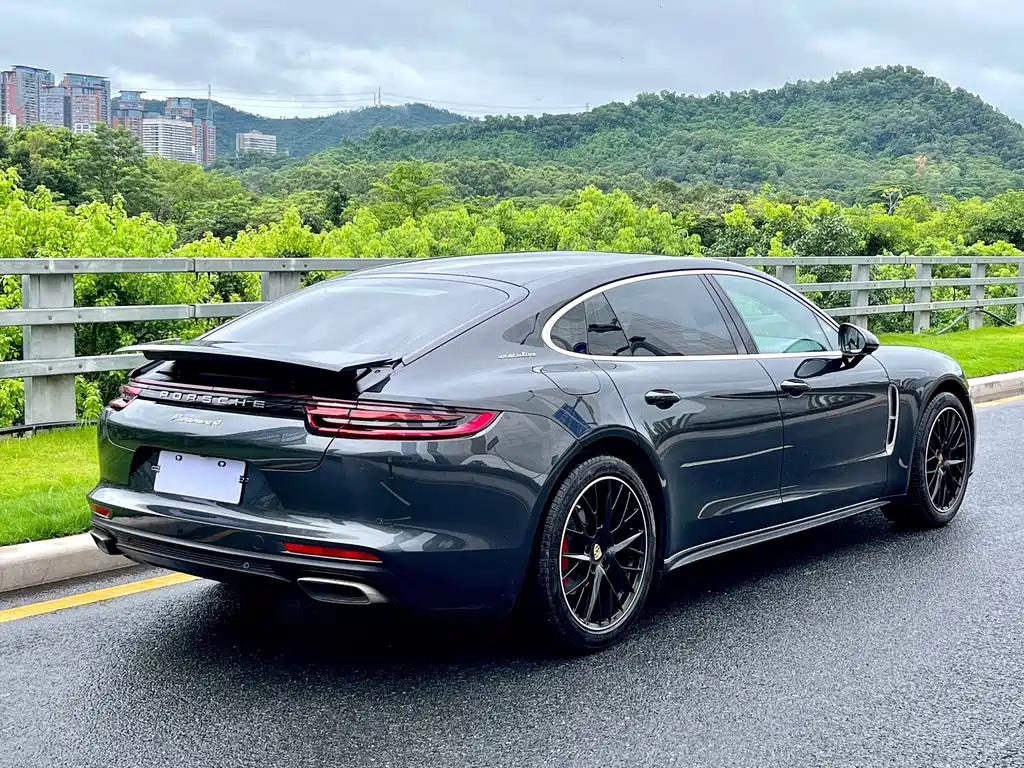 Porsche Panamera — фото 6