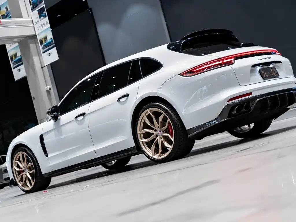 Porsche Panamera — фото 5