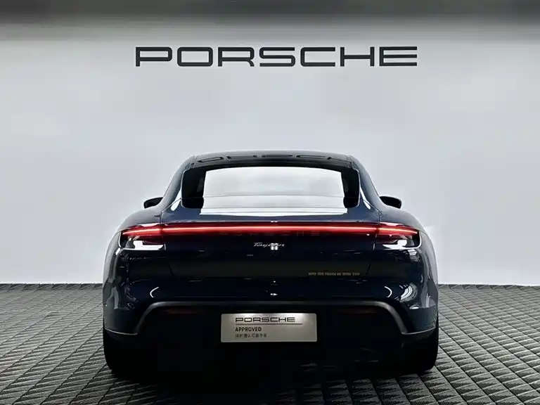 Porsche Taycan — фото 5