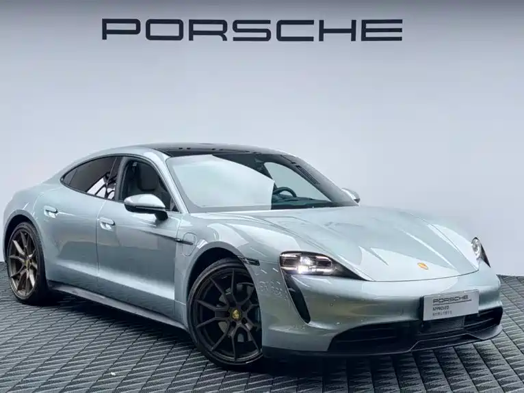 Porsche Taycan — фото 3