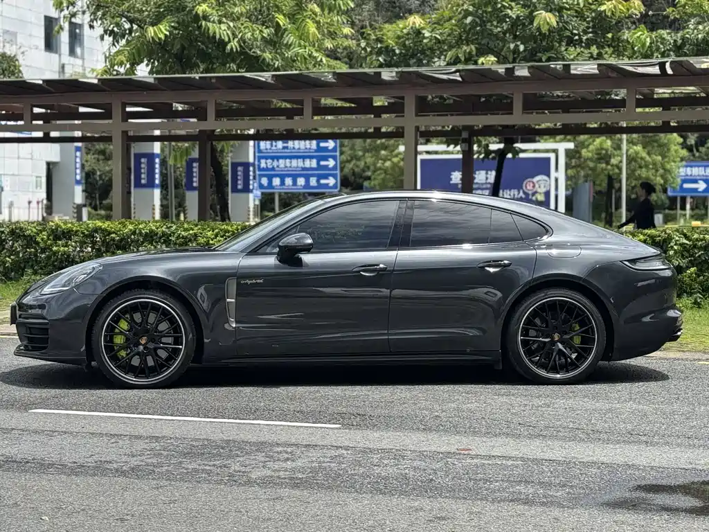 Porsche Panamera Hybrid — фото 4