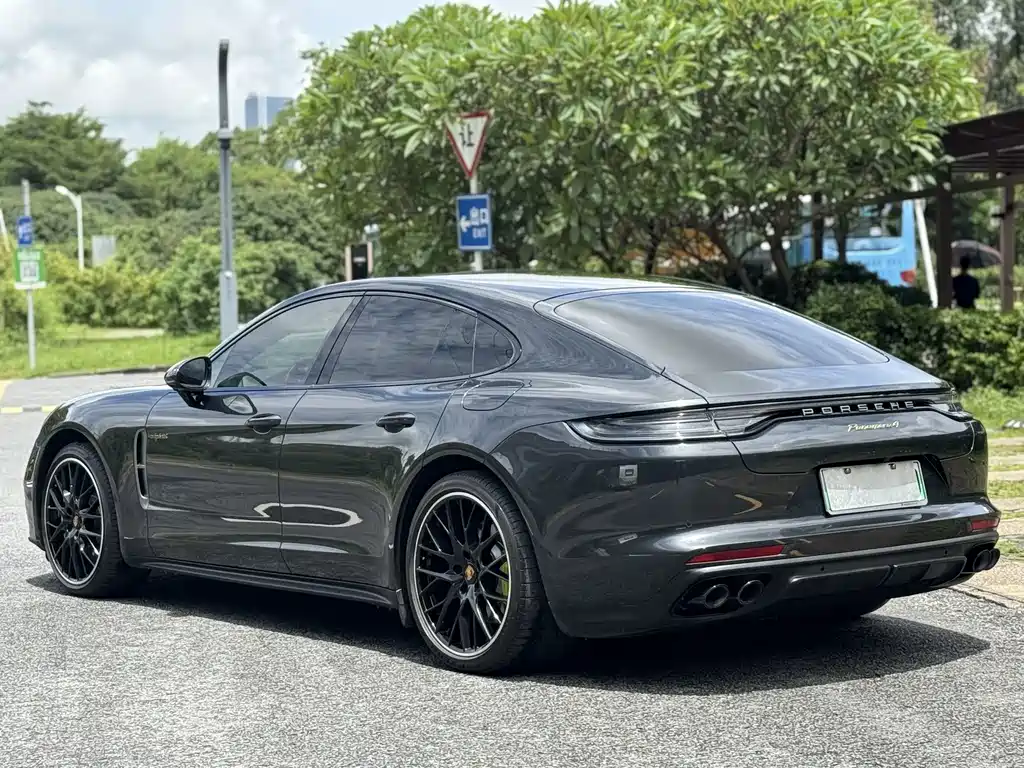 Porsche Panamera Hybrid — фото 5