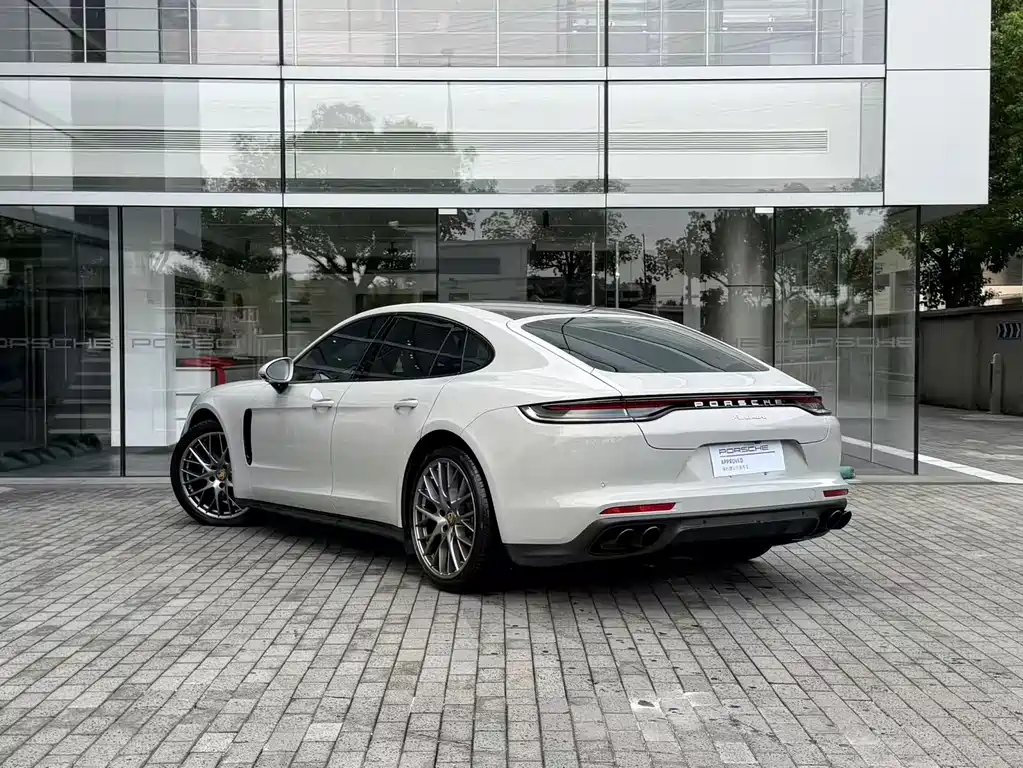 Porsche Panamera — фото 3