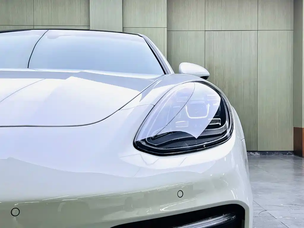 Porsche Panamera — фото 7