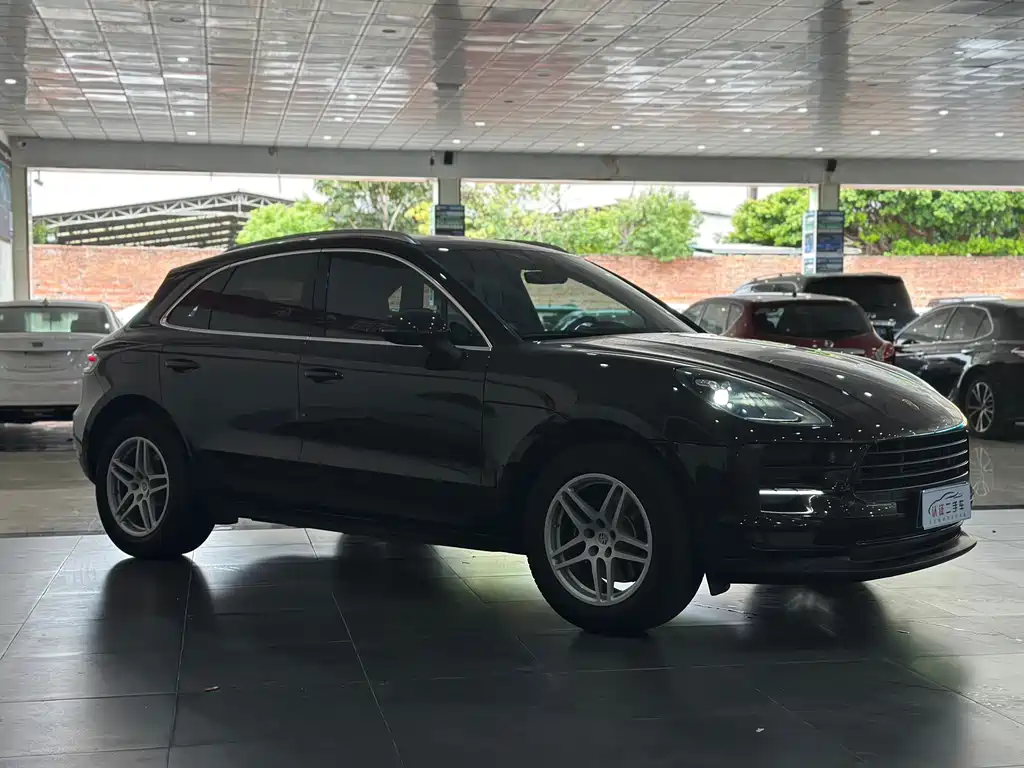 Porsche Macan — фото 3