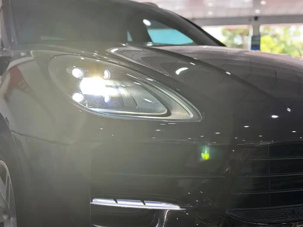 Porsche Macan — фото 4