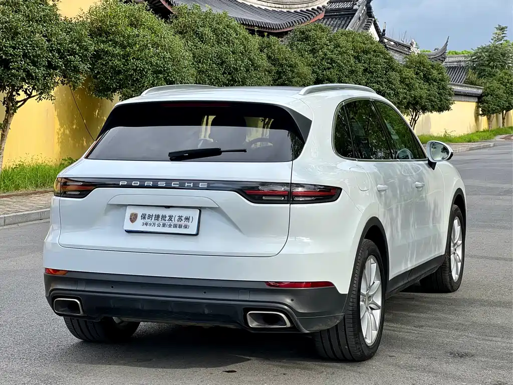 Porsche Cayenne — фото 4