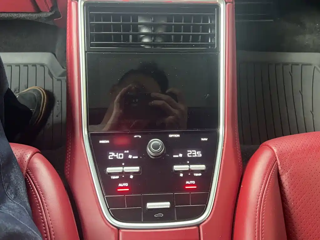 Porsche Panamera Hybrid — фото 17
