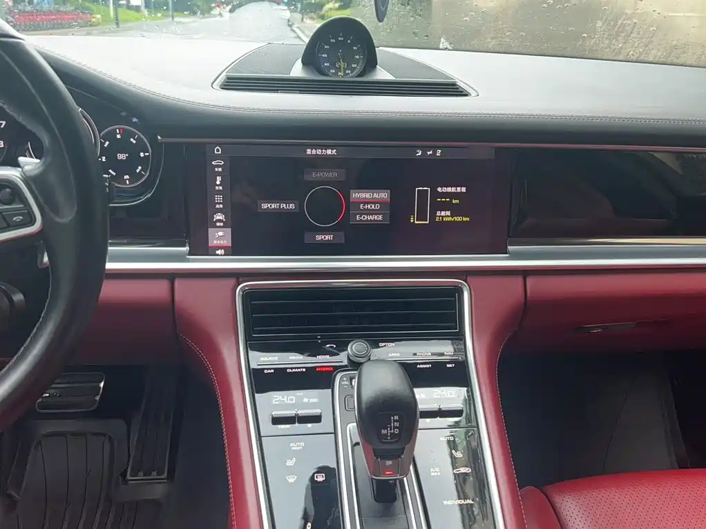Porsche Panamera Hybrid — фото 18