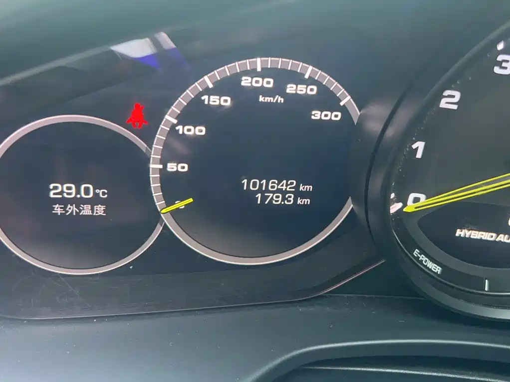 Porsche Panamera Hybrid — фото 6