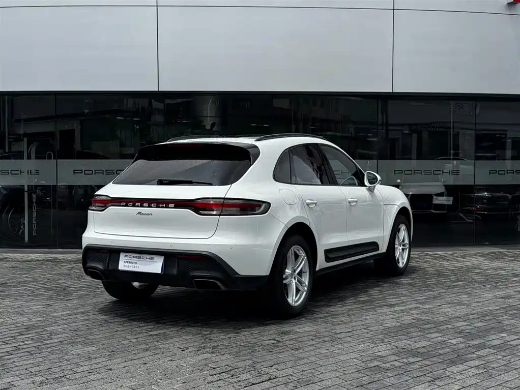 Porsche Macan — фото 5