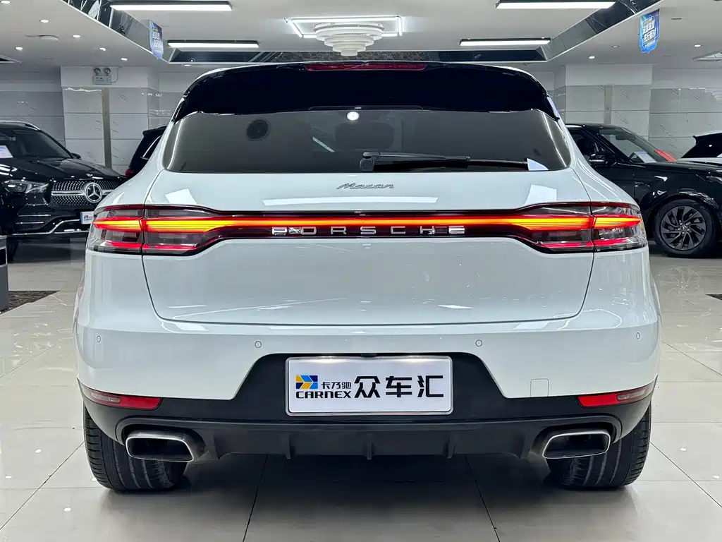 Porsche Macan — фото 5
