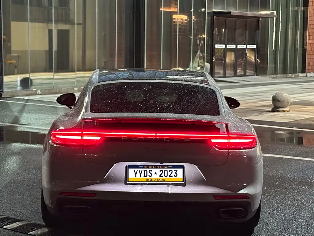 Porsche Panamera — фото 4
