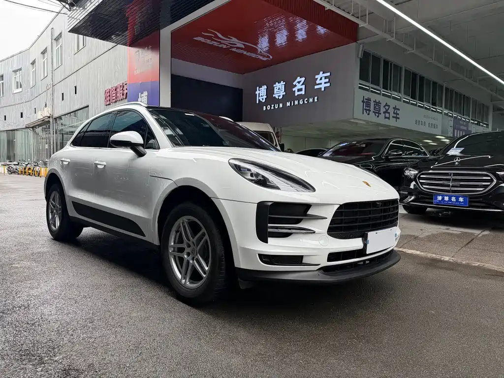 Porsche Macan — фото 3