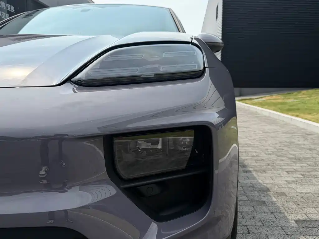 Porsche Macan EV — фото 15