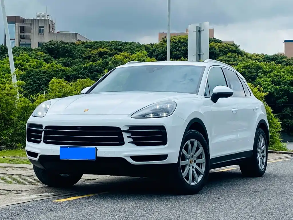 Porsche Cayenne — фото 2
