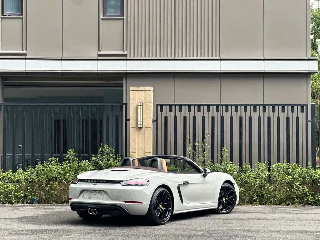 Porsche 718 — фото 4