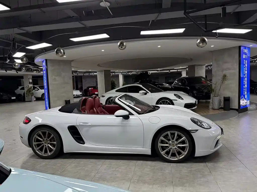 Porsche 718 — фото 8