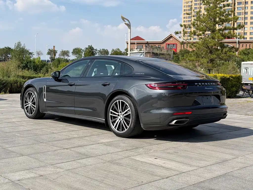 Porsche Panamera — фото 4