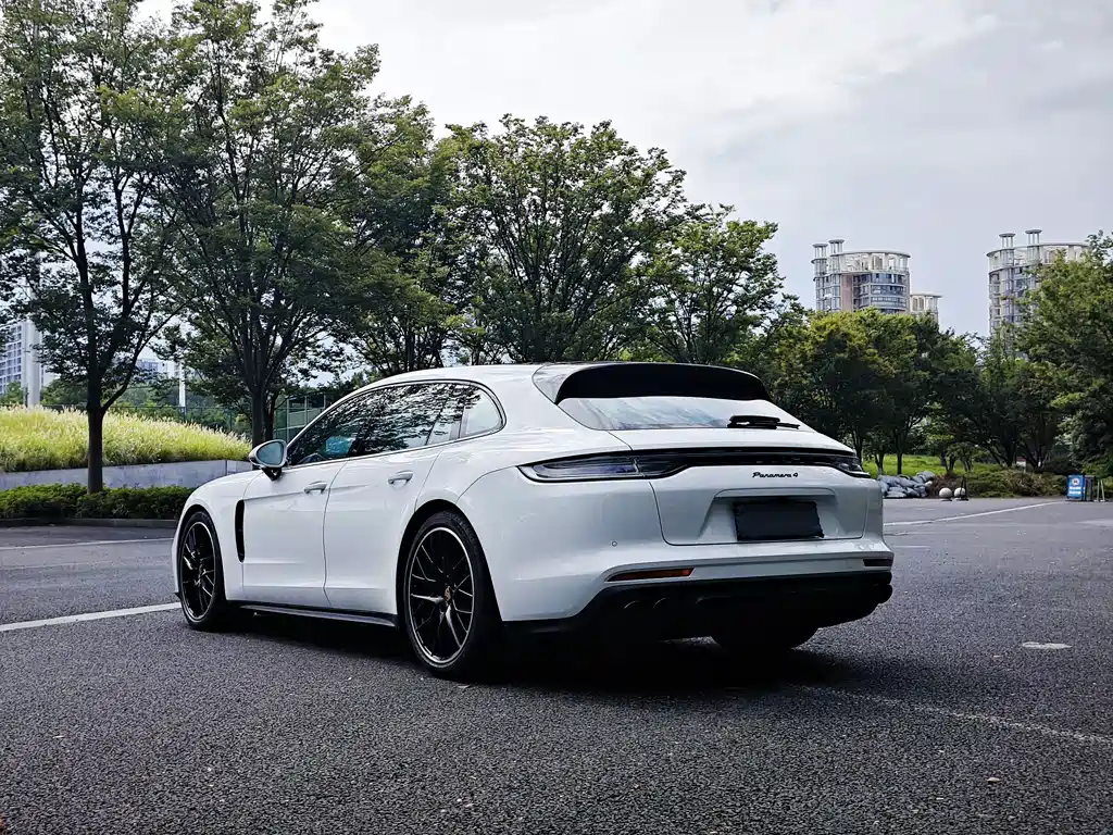 Porsche Panamera — фото 4