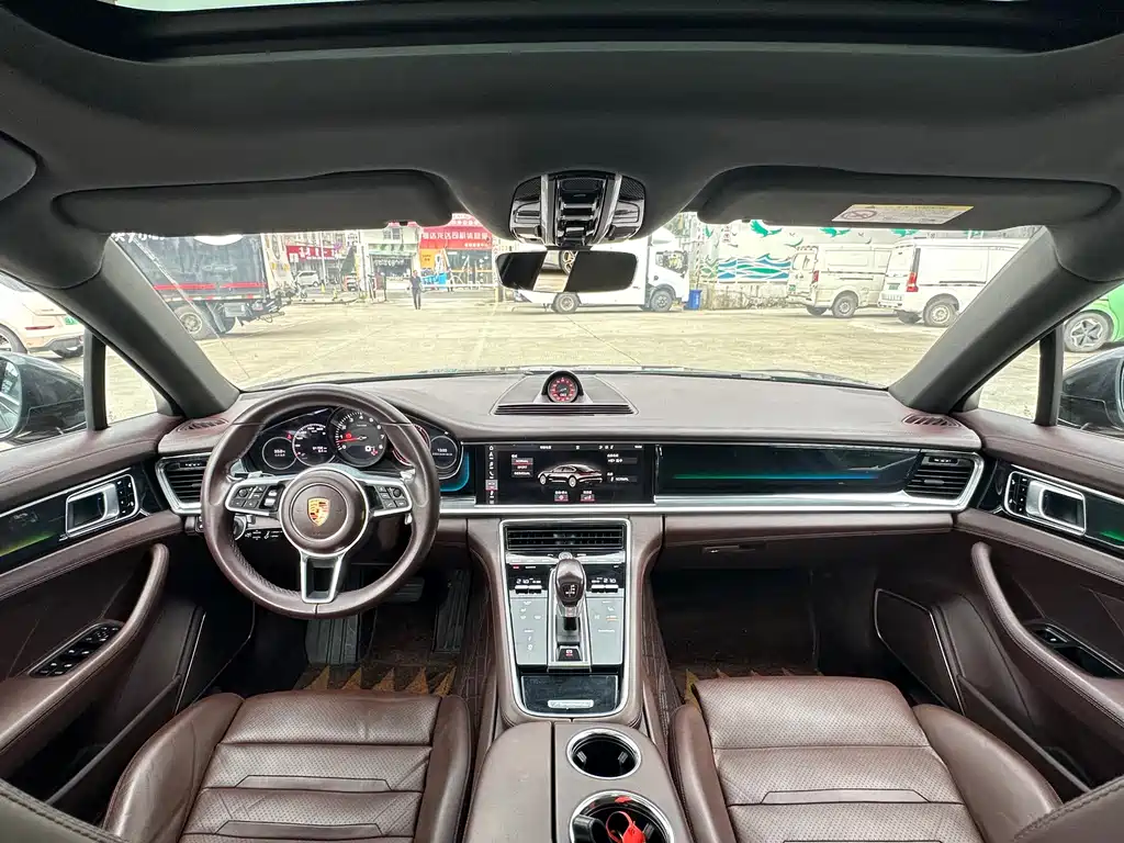 Porsche Panamera — фото 9