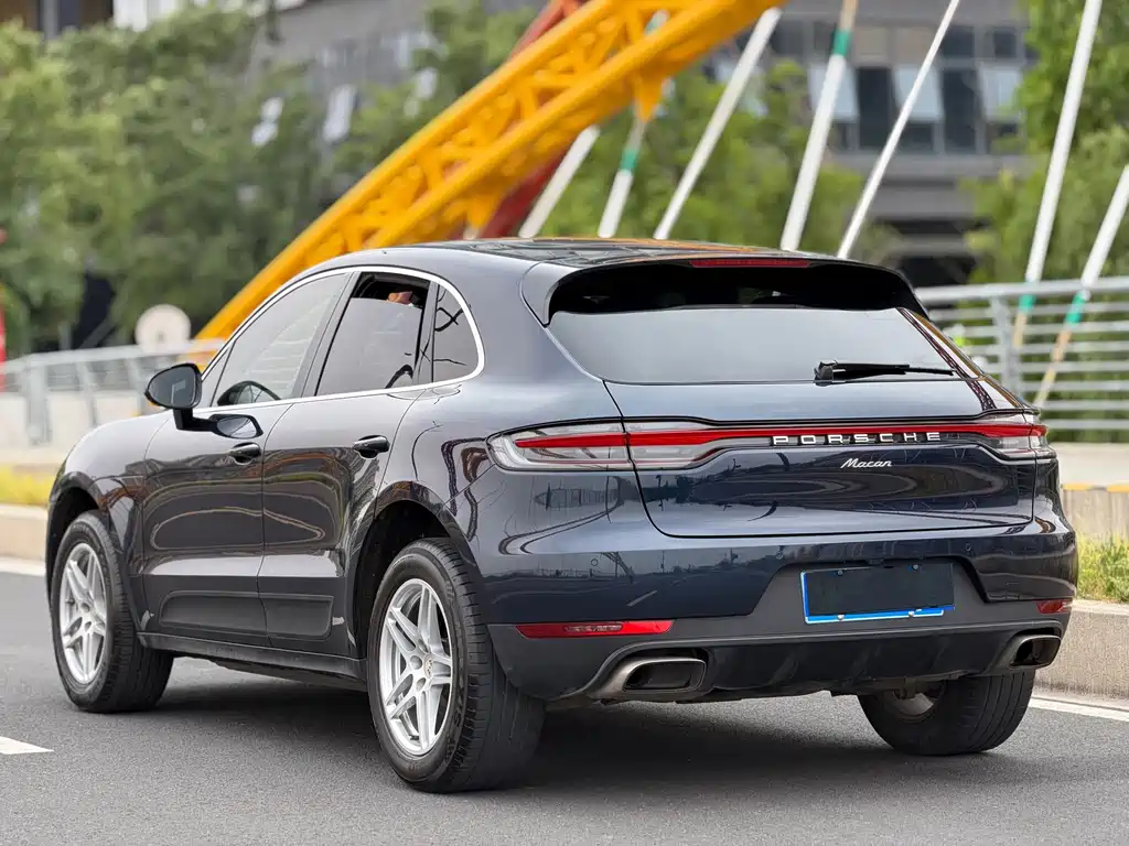 Porsche Macan — фото 9