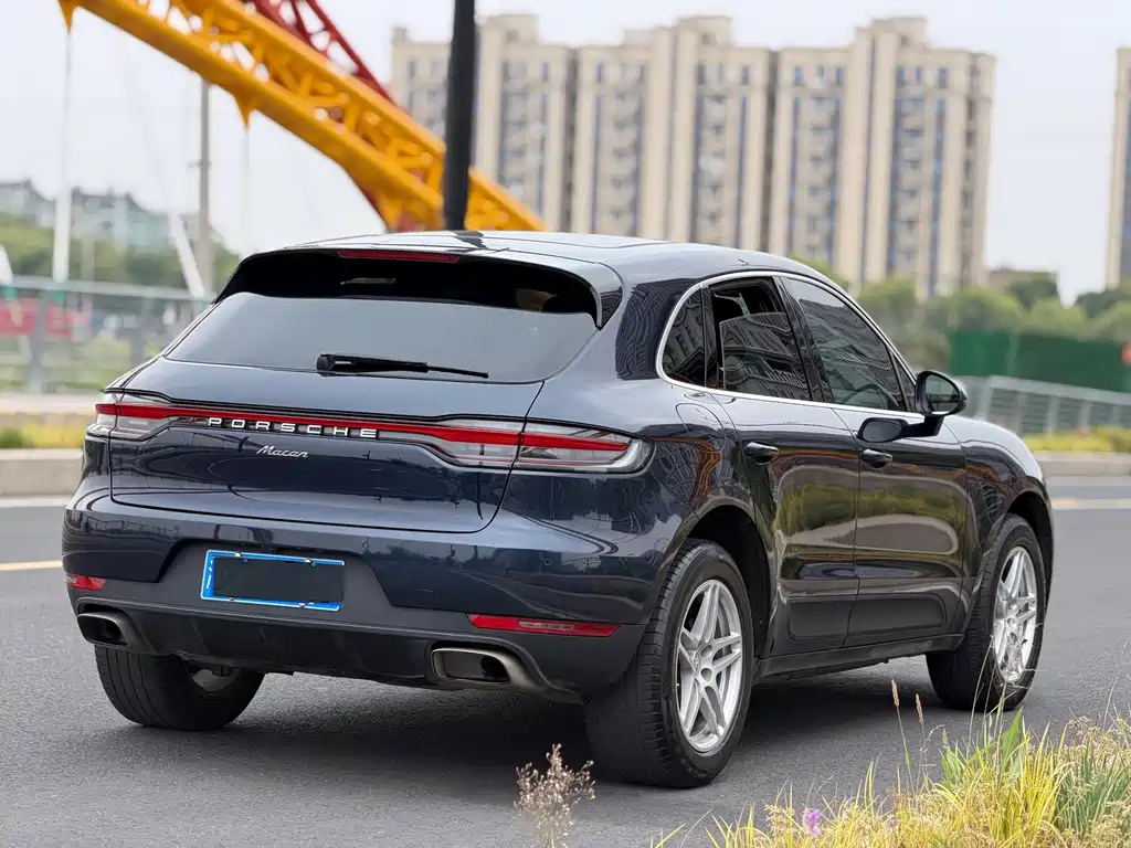 Porsche Macan — фото 10