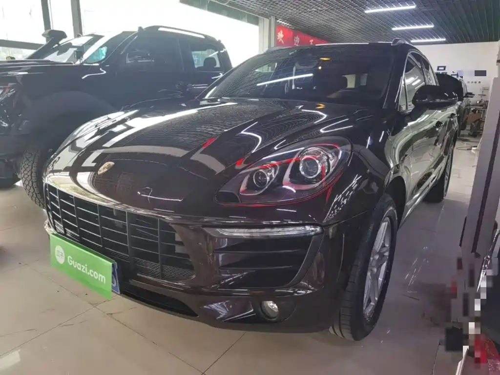 Porsche Macan — фото 1
