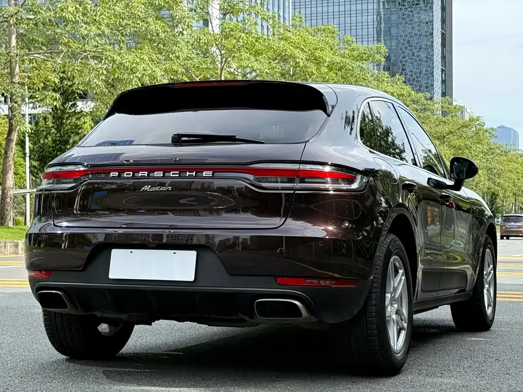 Porsche Macan — фото 20