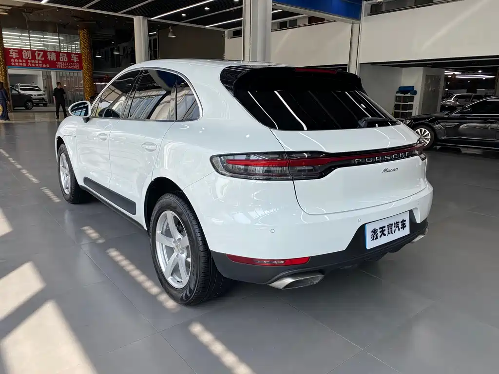 Porsche Macan — фото 2