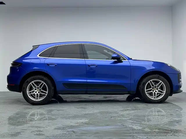 Porsche Macan — фото 8