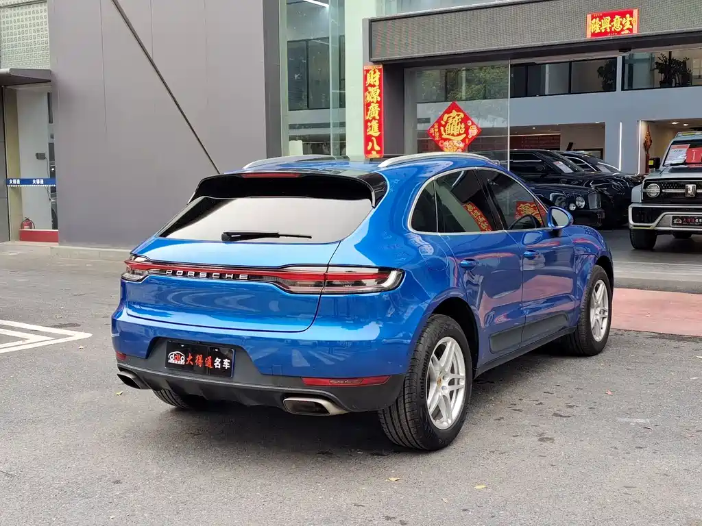 Porsche Macan — фото 3