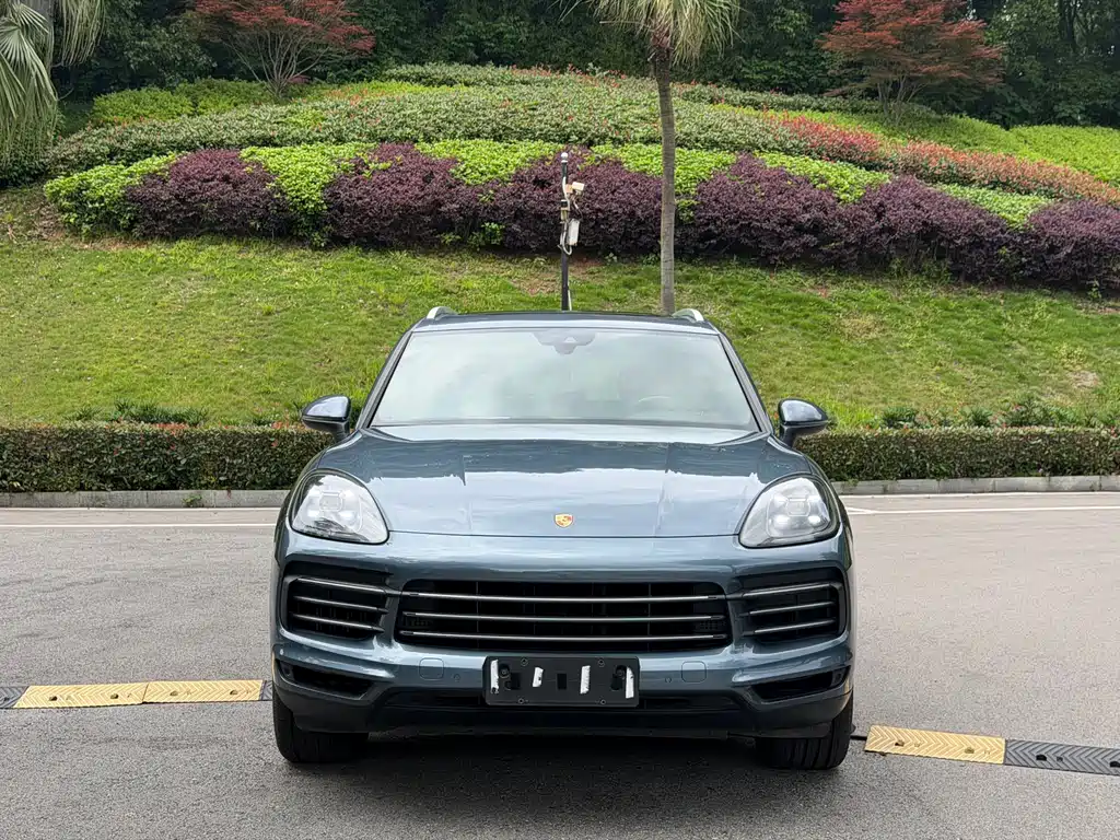 Porsche Cayenne — фото 2
