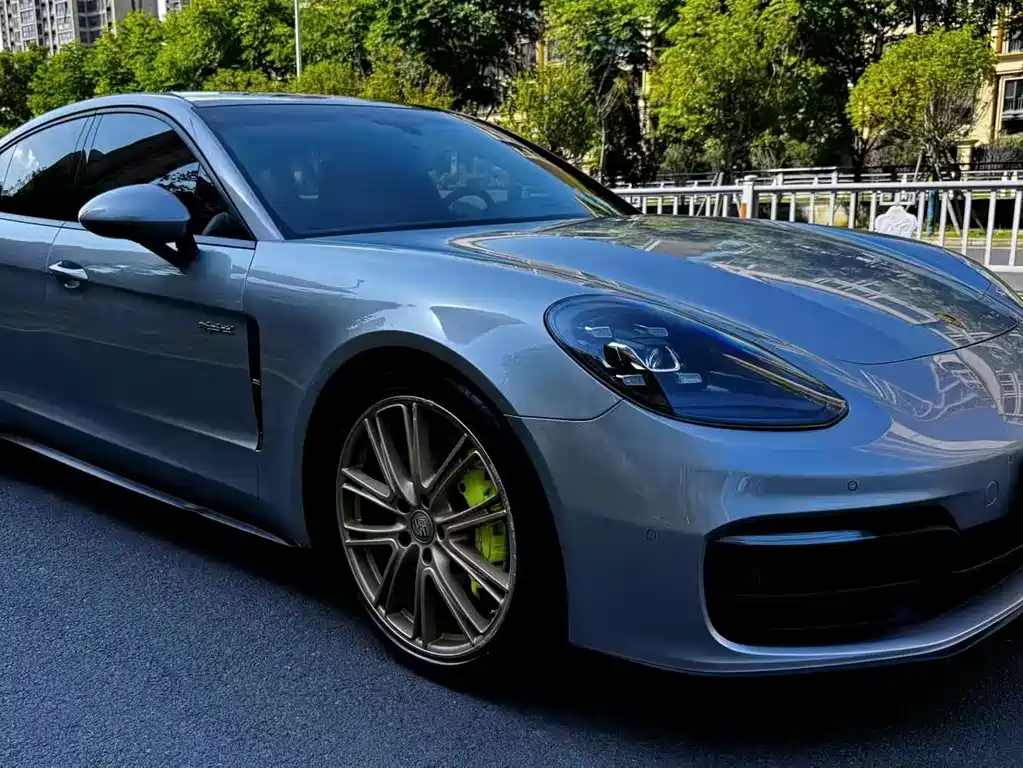 Porsche Panamera Hybrid — фото 3
